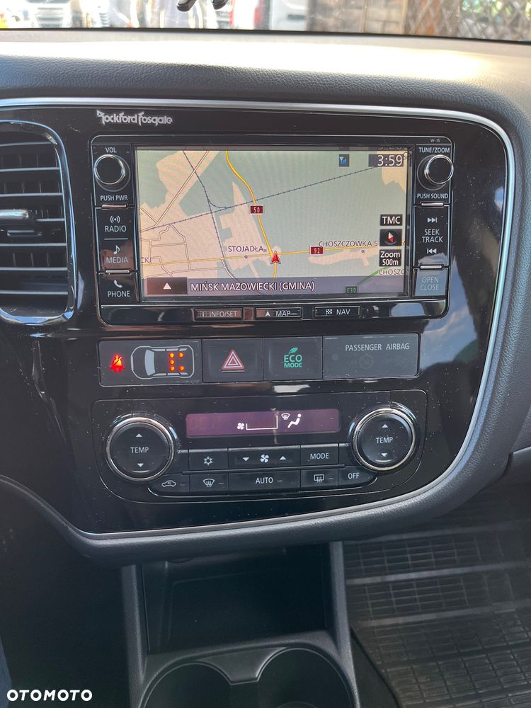Mitsubishi Outlander - 20