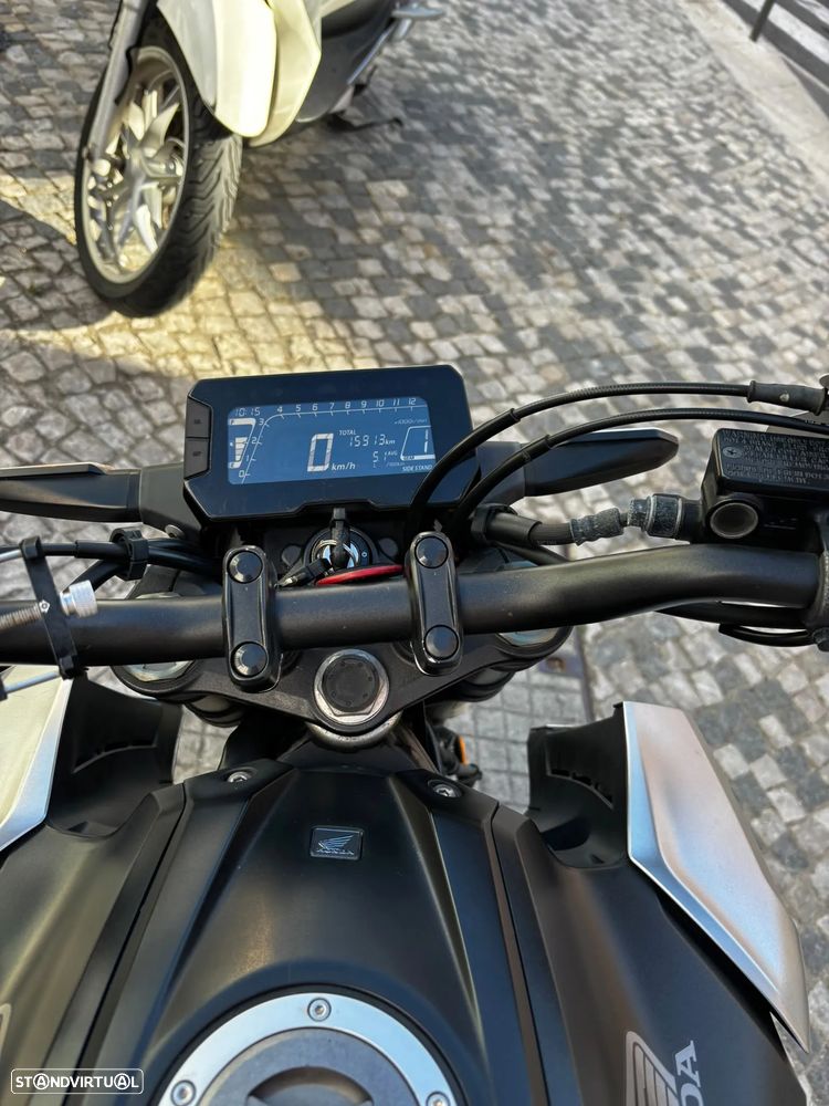 Honda CBR - 12