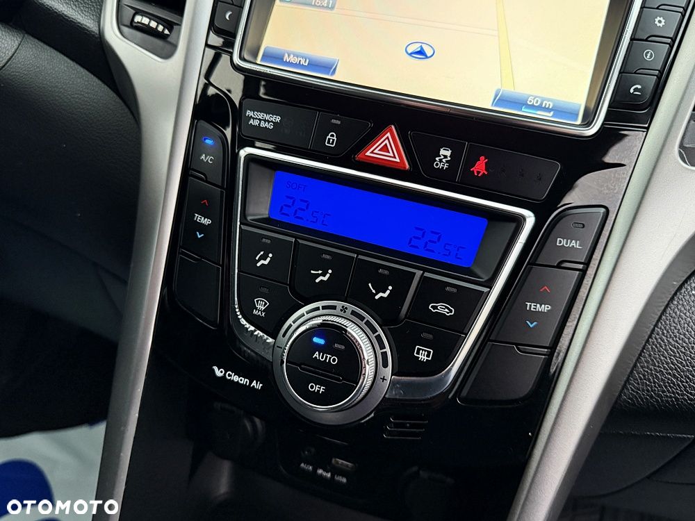 Hyundai i30 1.6 CRDi Comfort - 36