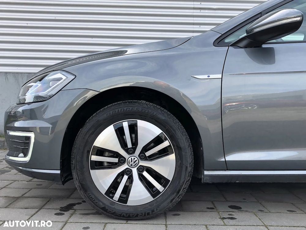 Volkswagen e-Golf - 4