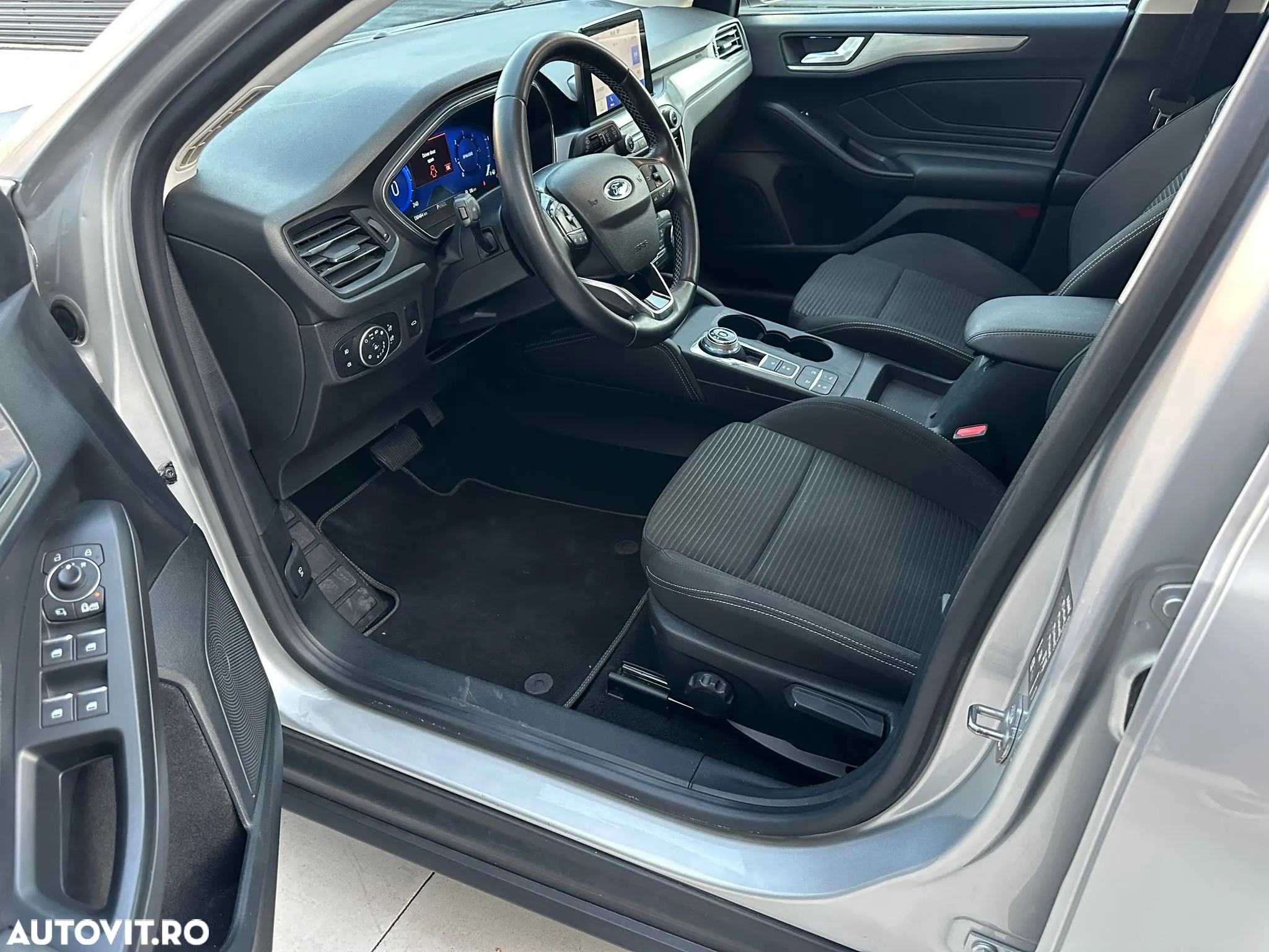 Ford Focus 1.5 EcoBlue Start-Stopp-System Aut. TITANIUM X - 12
