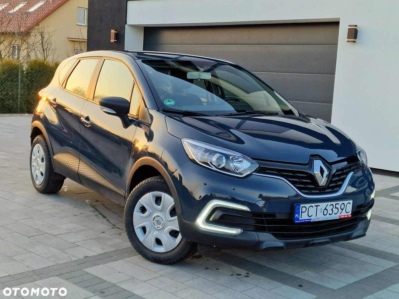 Renault Captur - 14