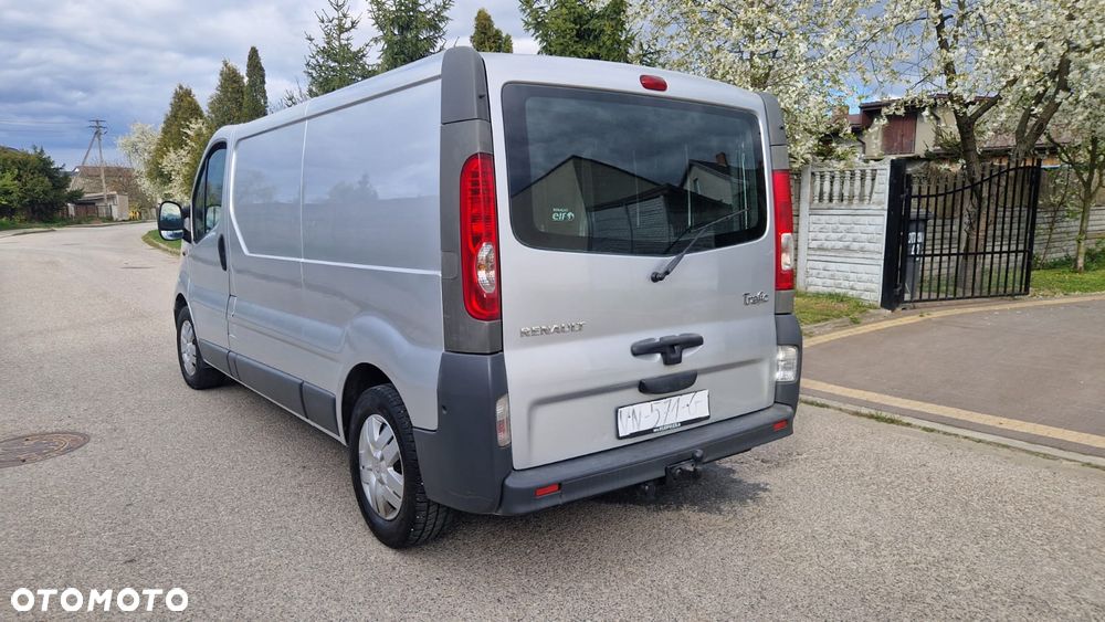Renault Trafic - 15