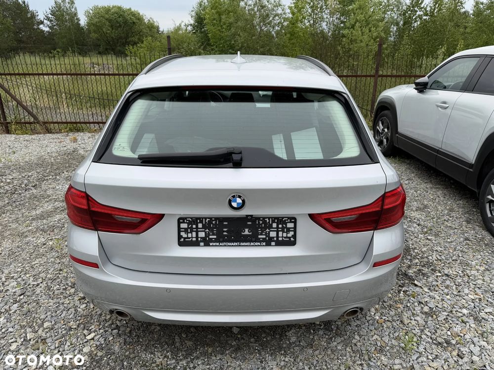 BMW Seria 5 530d xDrive Sport Line - 4