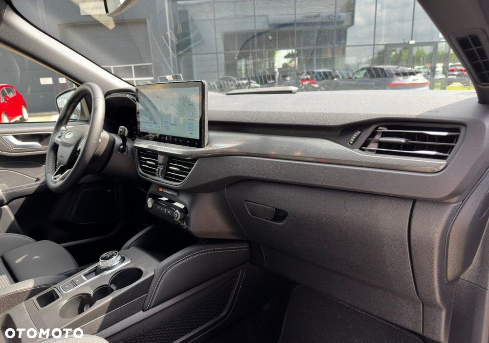 Ford Kuga - 27