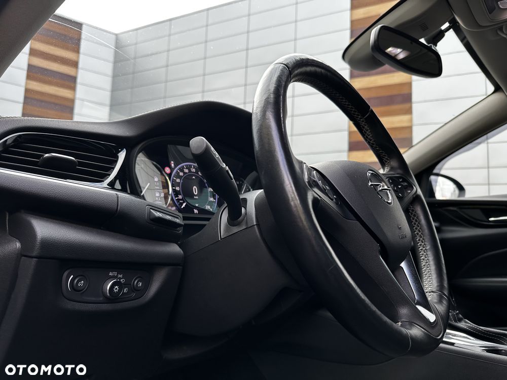 Opel Insignia 1.5 T Elite S&S - 19