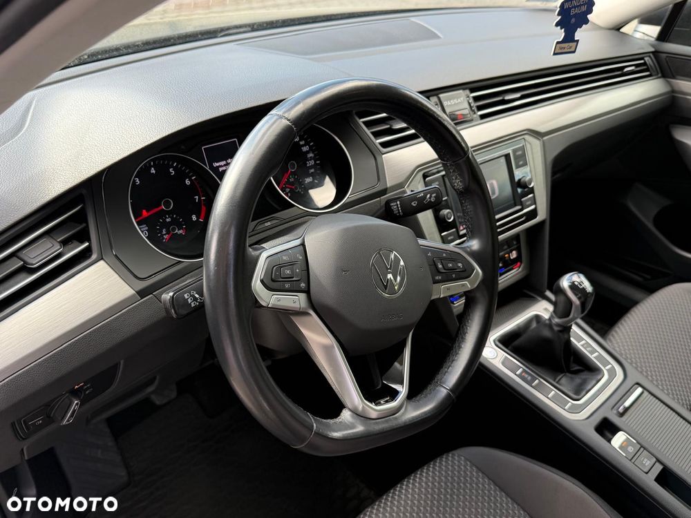 Volkswagen Passat 1.5 TSI EVO Business - 5