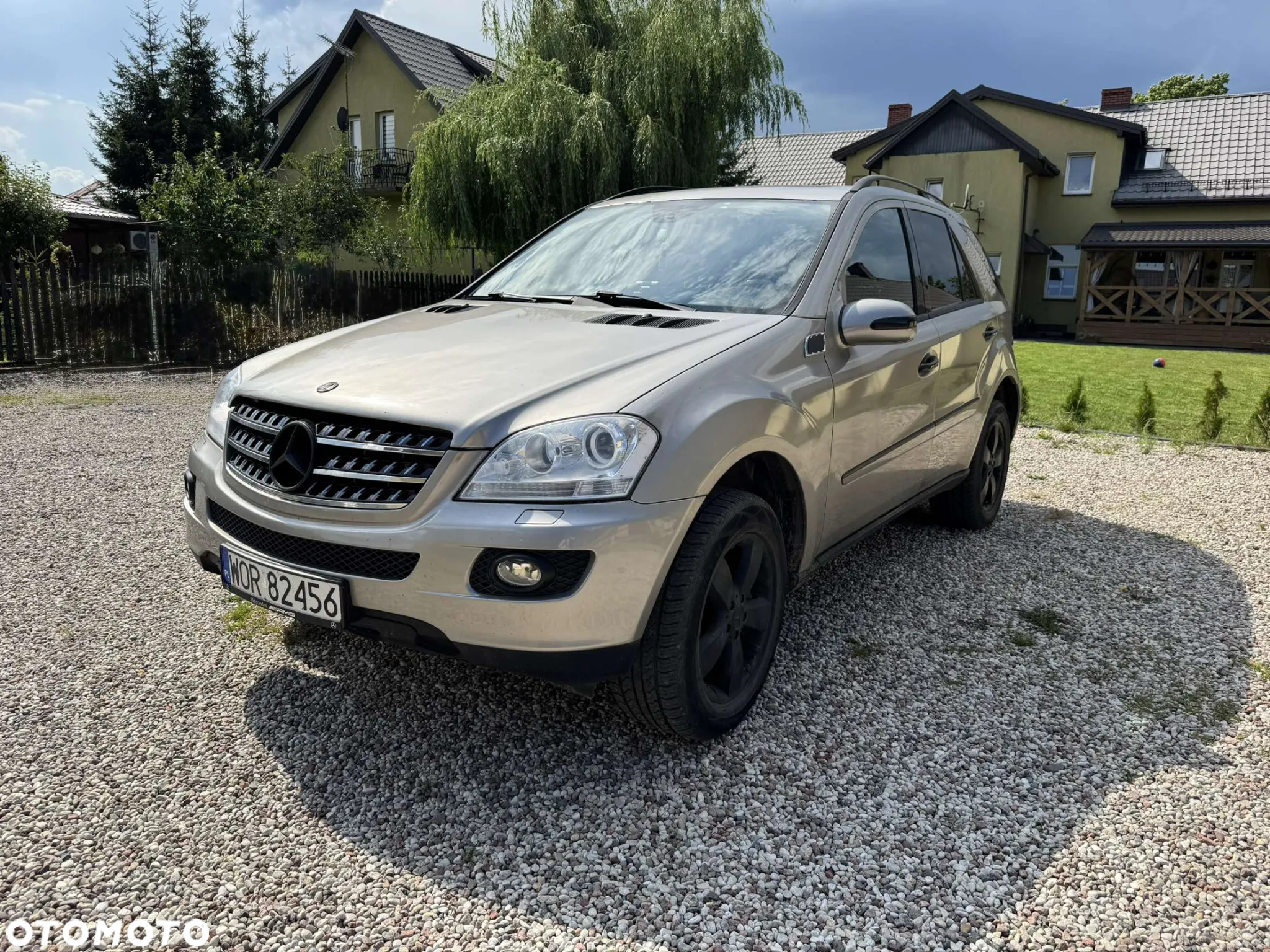 Mercedes-Benz ML 500 7G-TRONIC - 12