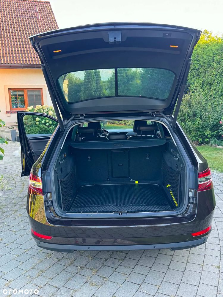 Skoda Superb 1.8 TSI L&K DSG - 14