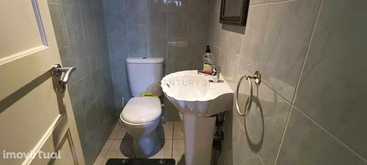 Café e Restaurante, equipado e a laborar - Grande imagem: 5/10