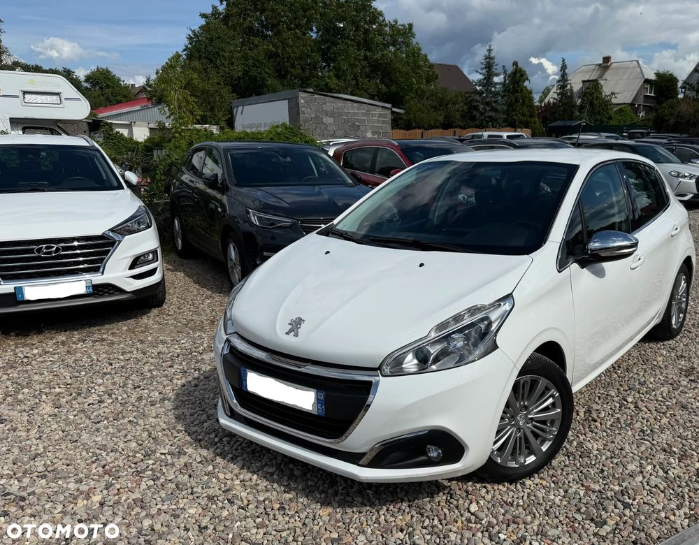 Peugeot 208 PureTech 110 Stop & Start EAT6 Allure - 2