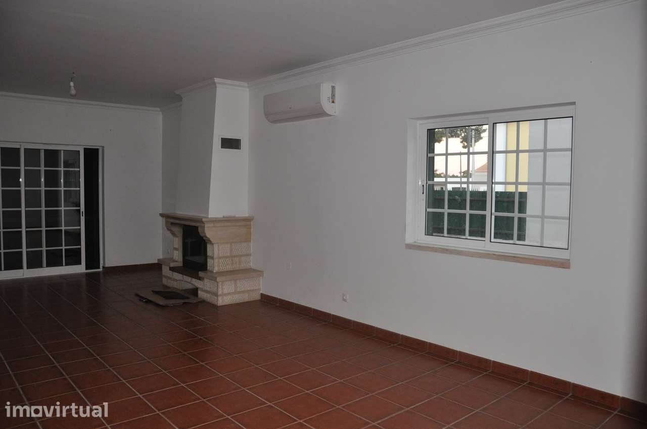 Moradia, 213 m², Azeitão (São Lourenço e São Simão) - Grande imagem: 5/22