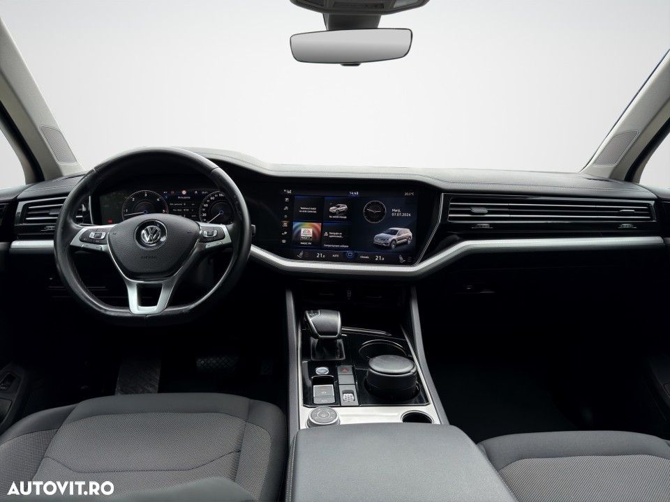 Volkswagen Touareg - 15