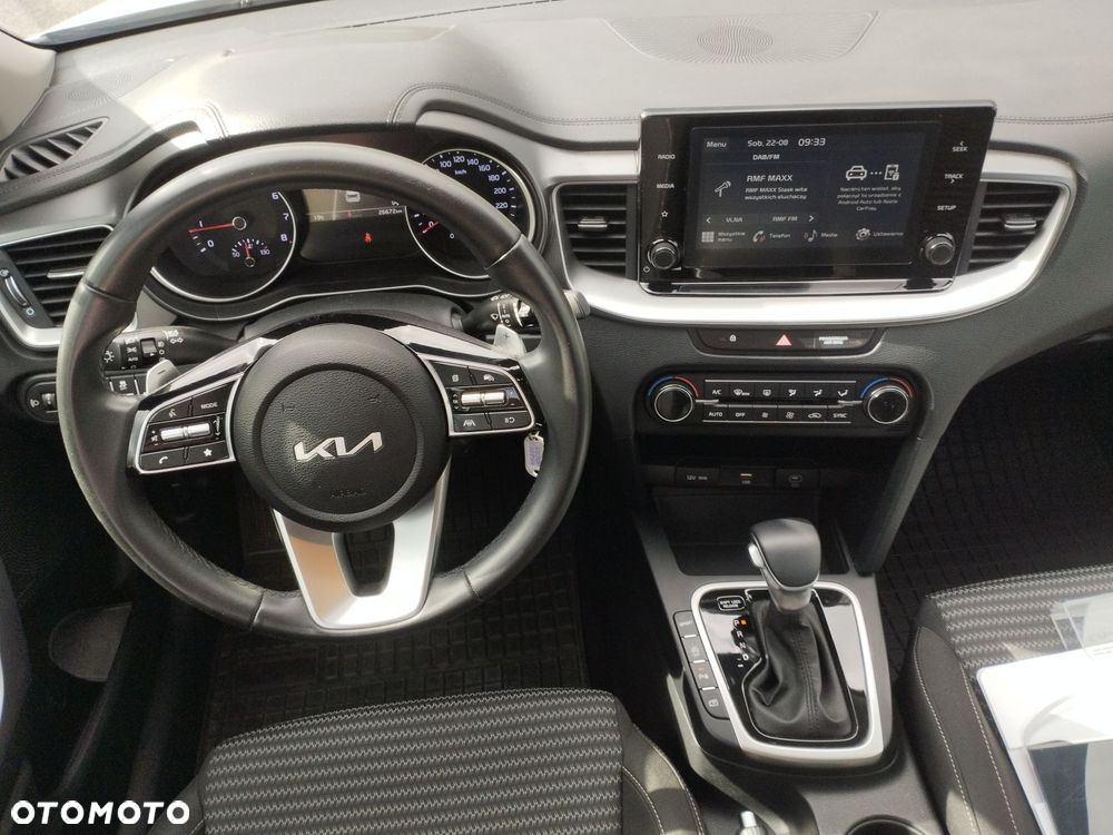 Kia Ceed 1.5 T-GDI M DCT - 16