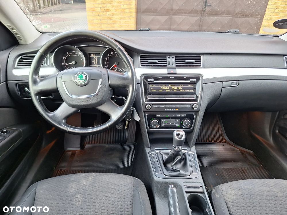 Skoda Superb 1.8 TSI Active - 25