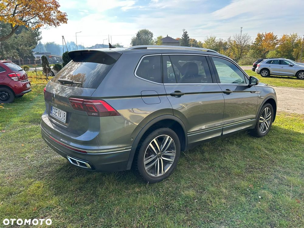 Volkswagen Tiguan 2.0 TDI SCR 4MotION DSG R-Line - 10