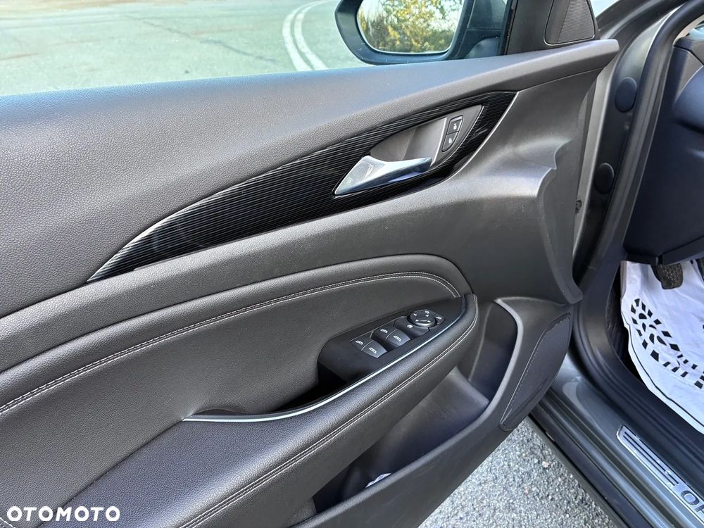 Opel Insignia 1.6 Business Innovation - 24