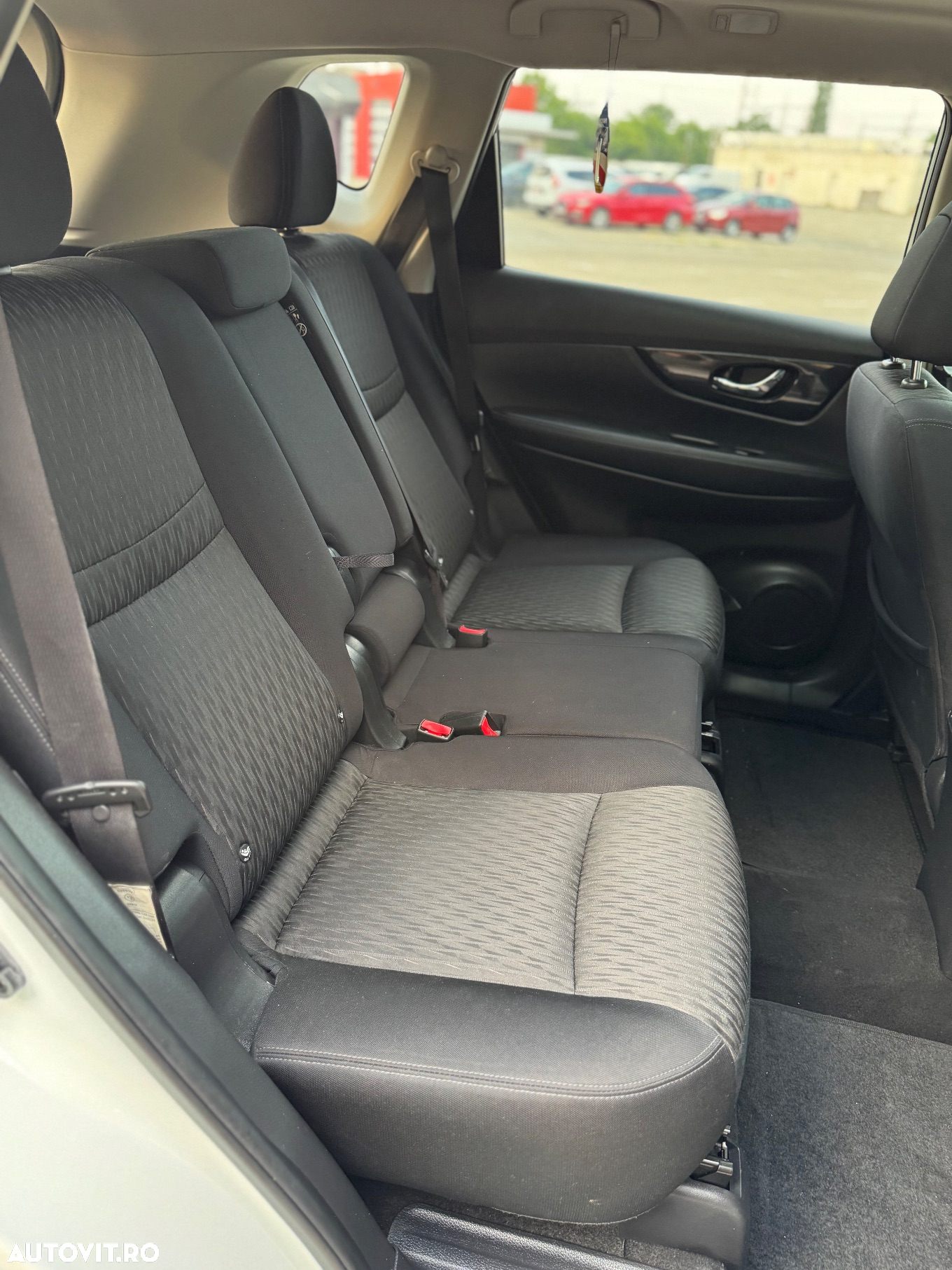 Nissan X-Trail 1.6 dCi Xtronic N-Connecta - 24