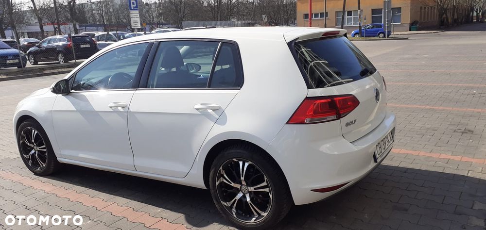 Volkswagen Golf 1.6 TDI Trendline - 18