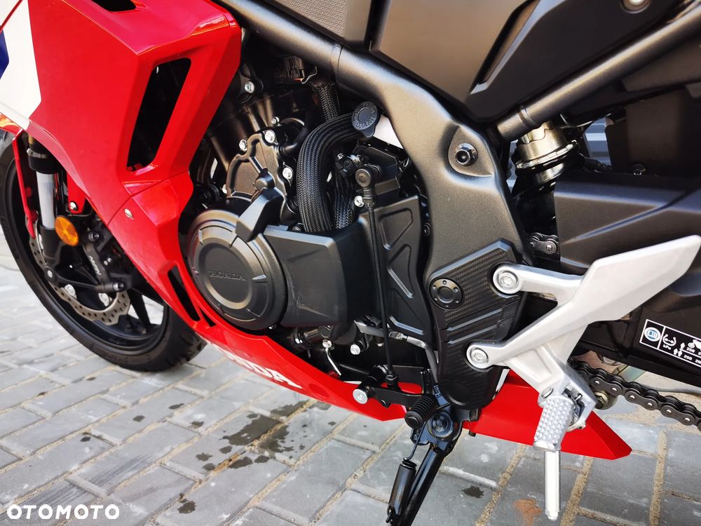 Honda CBR - 16