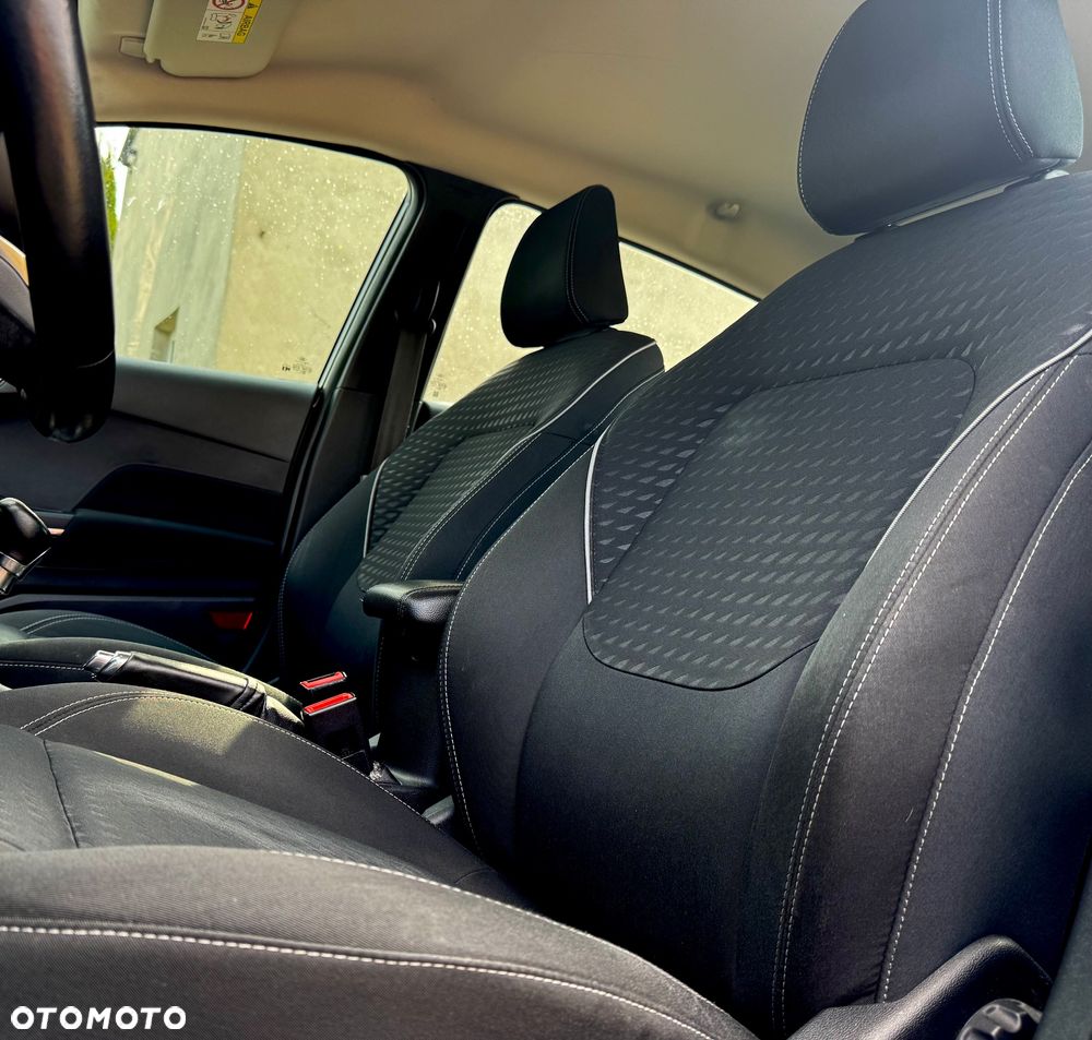 Ford Fiesta 1.0 EcoBoost S&S TITANIUM - 13