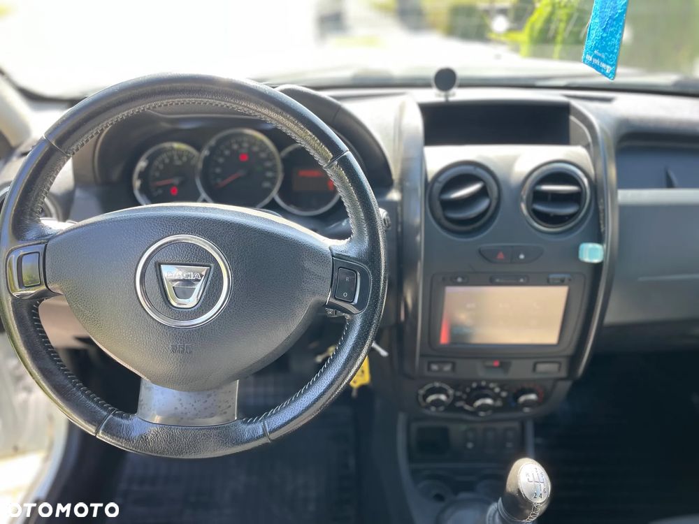 Dacia Duster 1.2 TCe Prestige S&S EU6 - 18