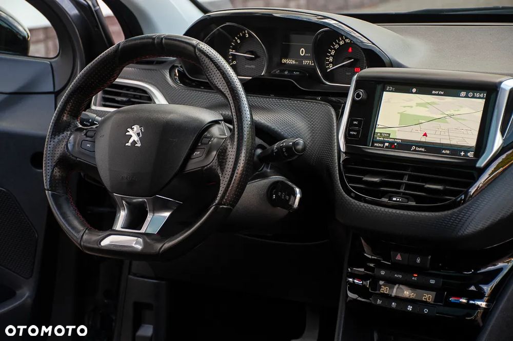 Peugeot 2008 PureTech 110 Stop&Start GT-Line Edition - 25