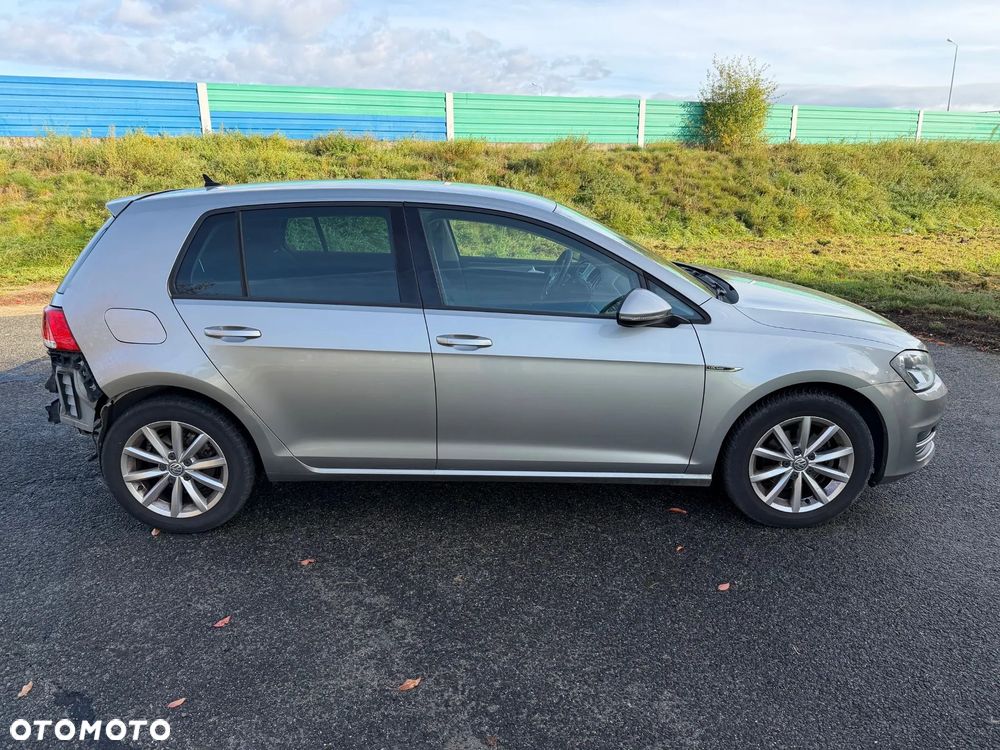 Volkswagen Golf 1.2 TSI BlueMotion Technology Lounge - 4