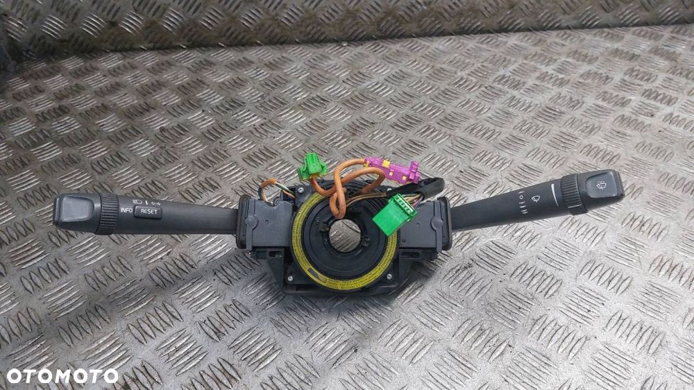 MANETKA PRZEŁĄCZNIK ZESPOLONY VOLVO S60 I 8666597 - 1