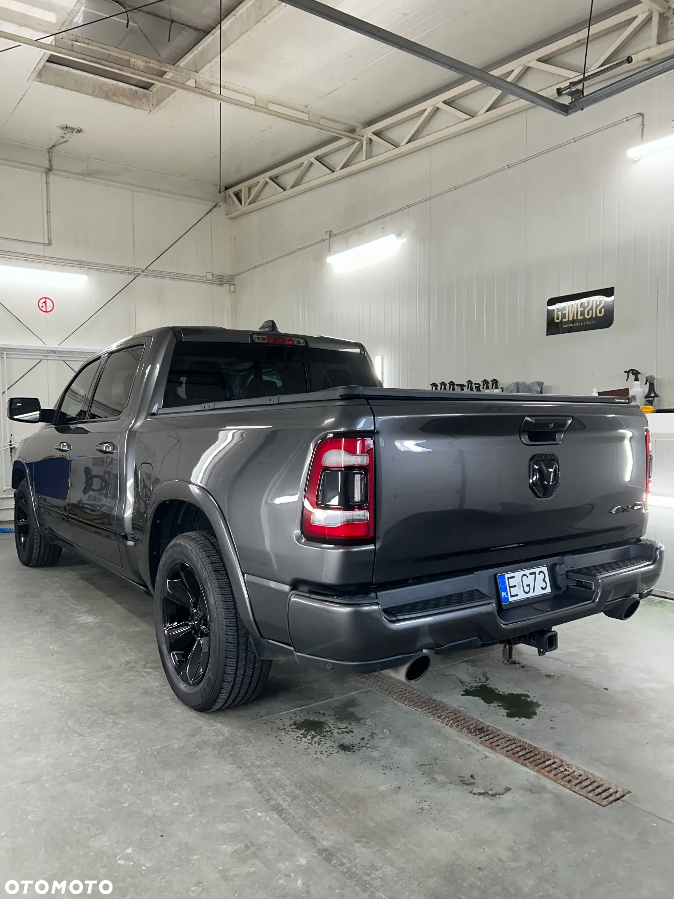 RAM 1500 Crew Cab Limited - 3