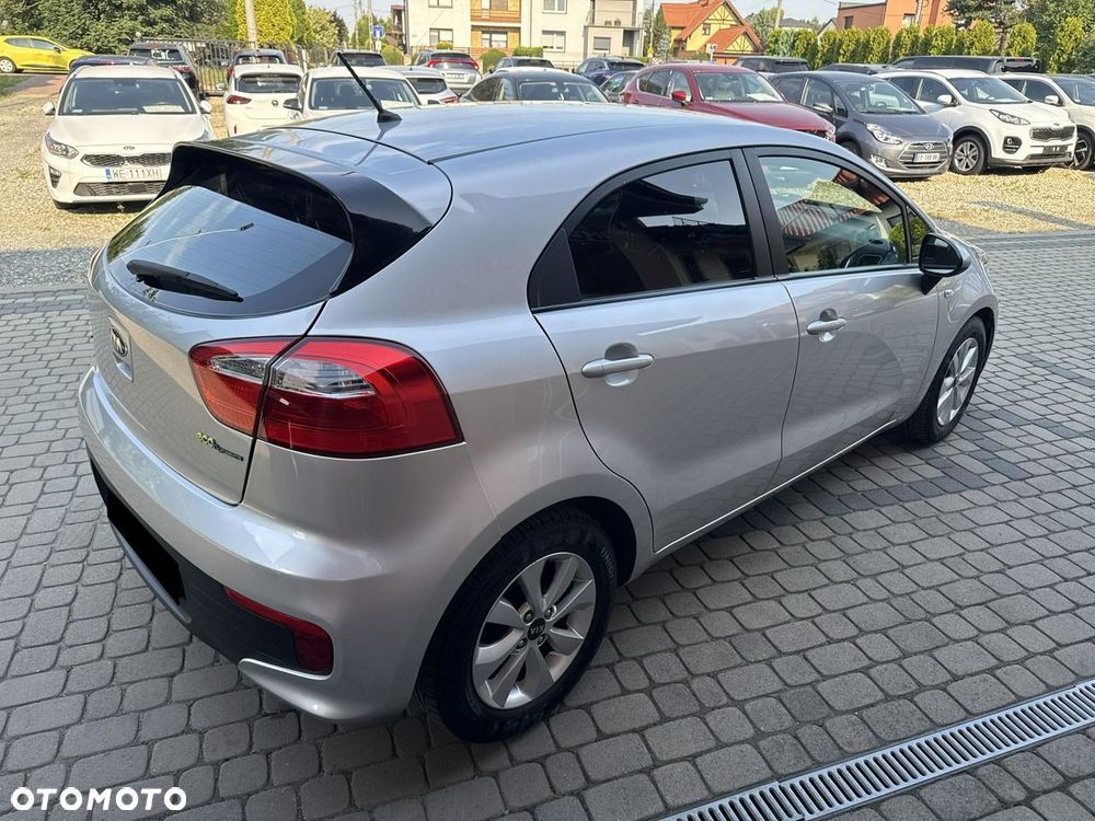 Kia Rio 1.2 M - 6