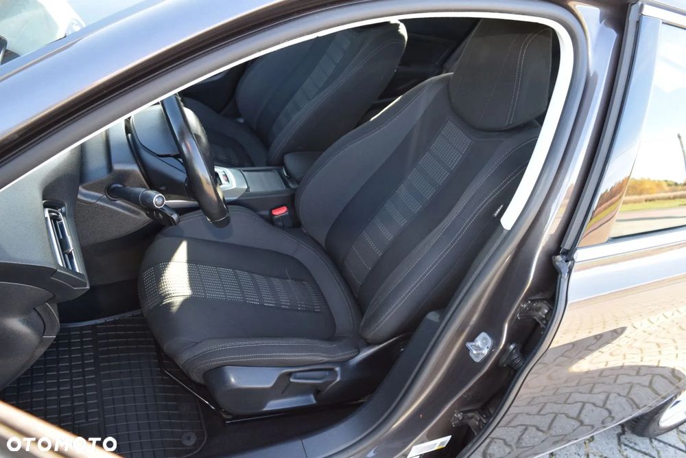 Peugeot 308 SW BlueHDi 120 Stop & Start Allure - 18