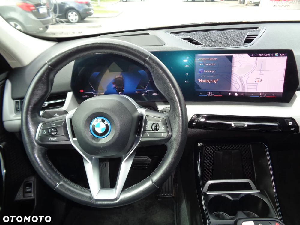 BMW iX1 eDrive20 xLine - 14