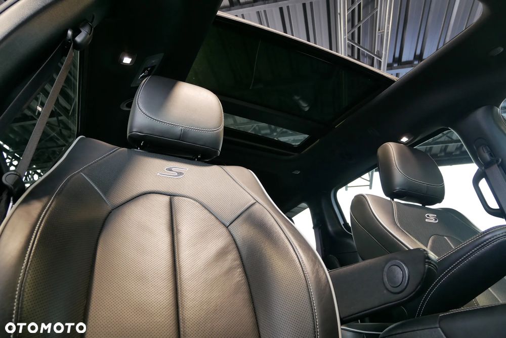 Chrysler Pacifica - 30