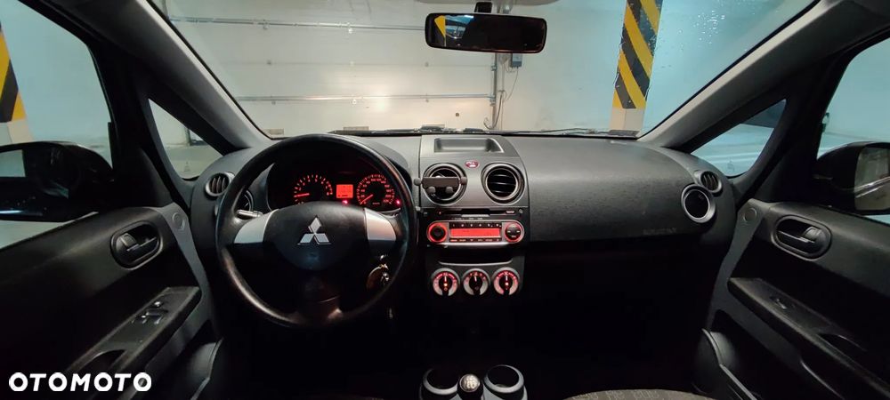 Mitsubishi Colt 1.3 Instyle - 11