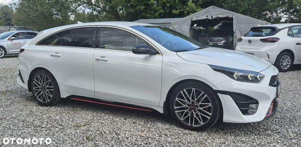 Kia ProCeed - 2