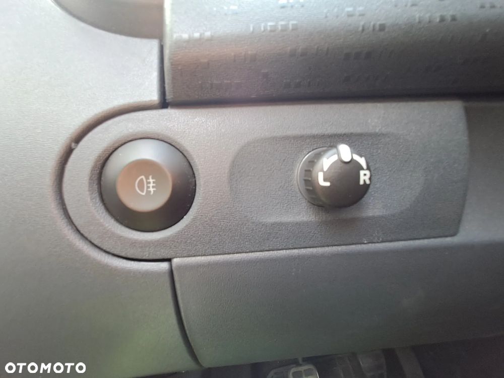 Mitsubishi Colt 1.1 Inform - 20