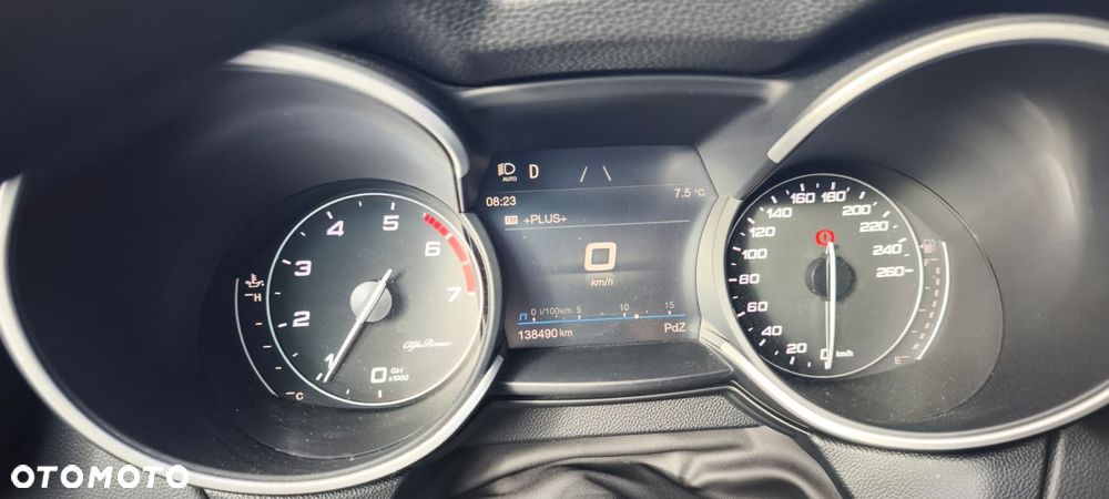 Alfa Romeo Stelvio 2.0 Turbo Veloce Q4 - 18