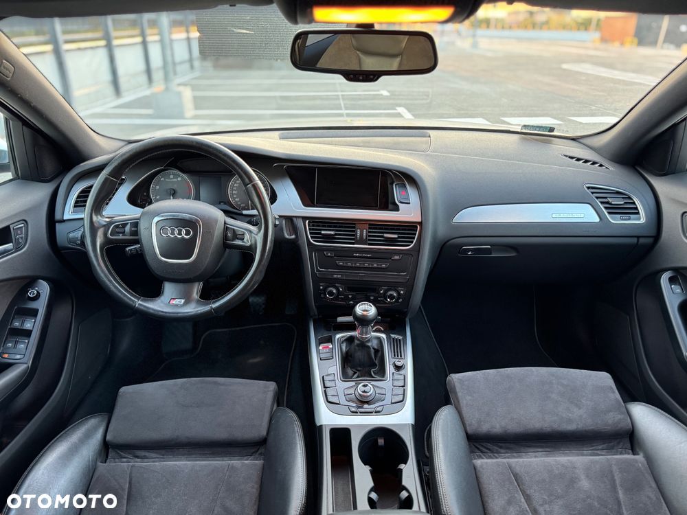 Audi S4 Avant - 16