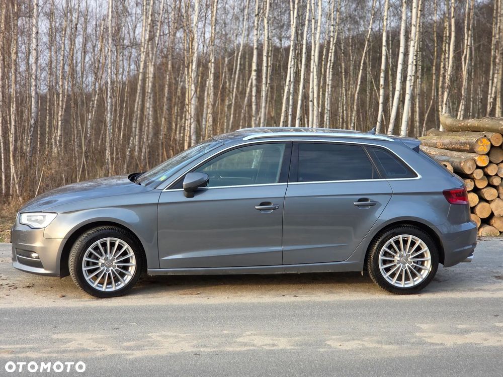 Audi A3 Sportback 2.0 TDI Ambiente - 2