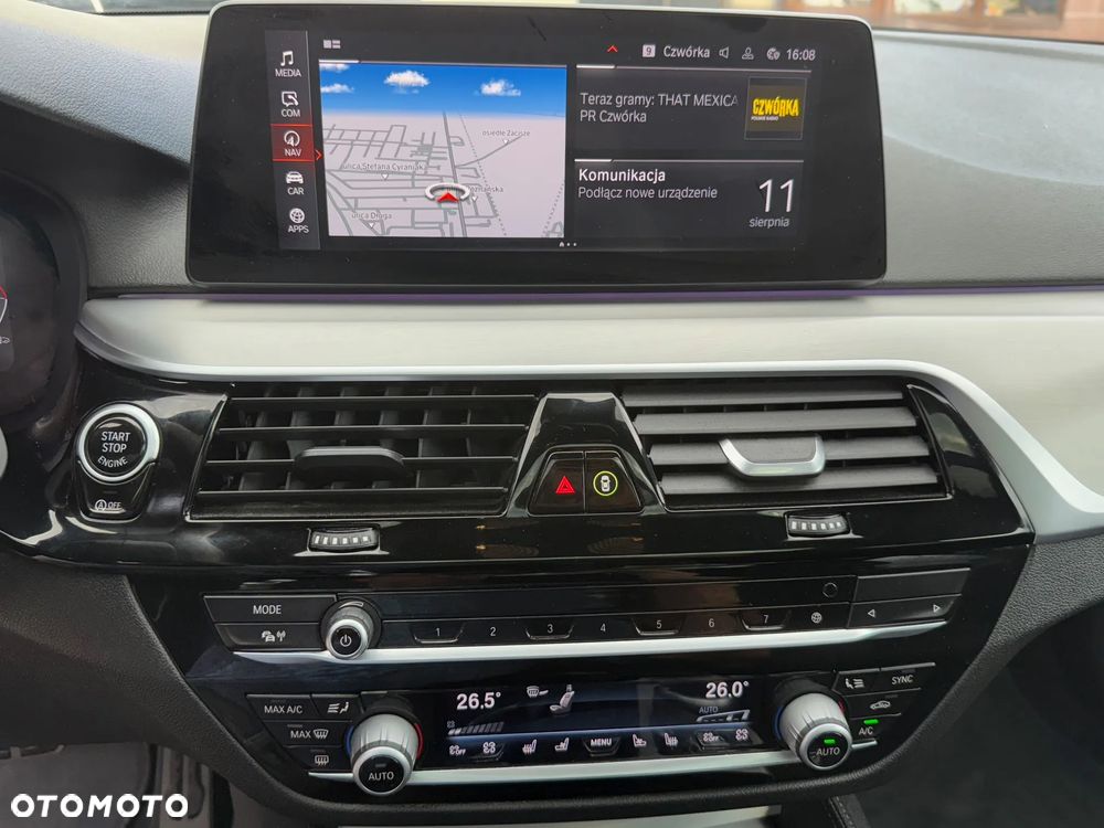 BMW Seria 5 540d xDrive M Sport sport - 23