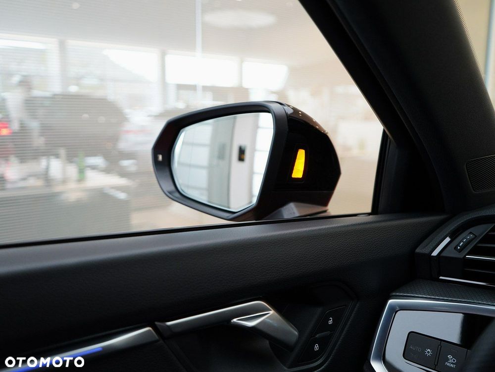 Audi Q3 Sportback - 19