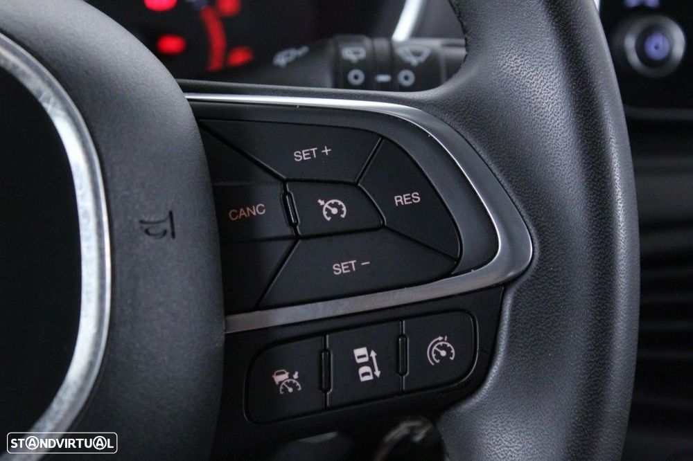 Fiat Tipo Station Wagon 1.3 M-Jet Lounge Tech - 23