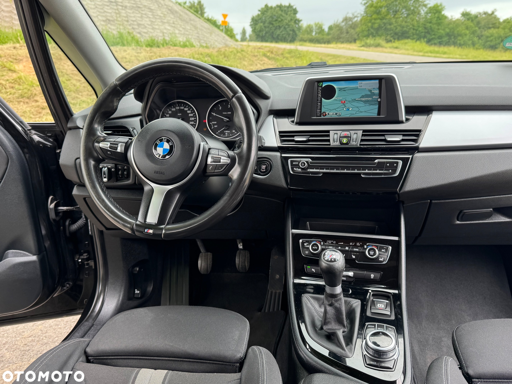 BMW Seria 2 - 26