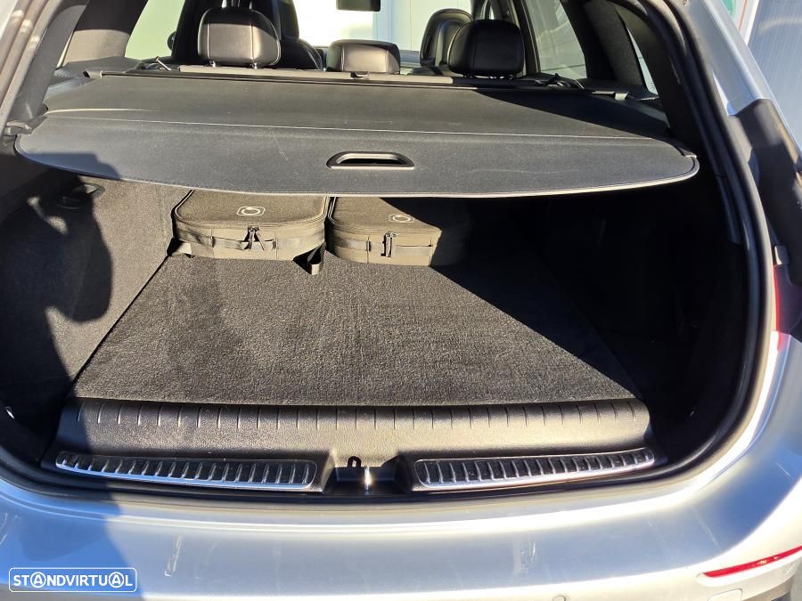 Mercedes-Benz C 300 e AMG Line - 25