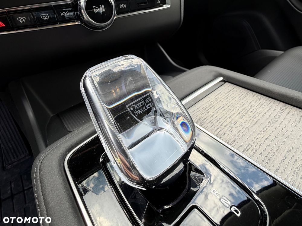 Volvo XC 90 - 9