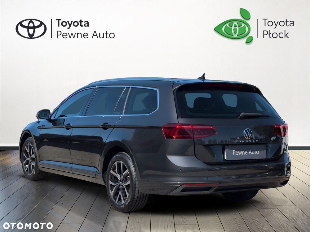 Volkswagen Passat - 5
