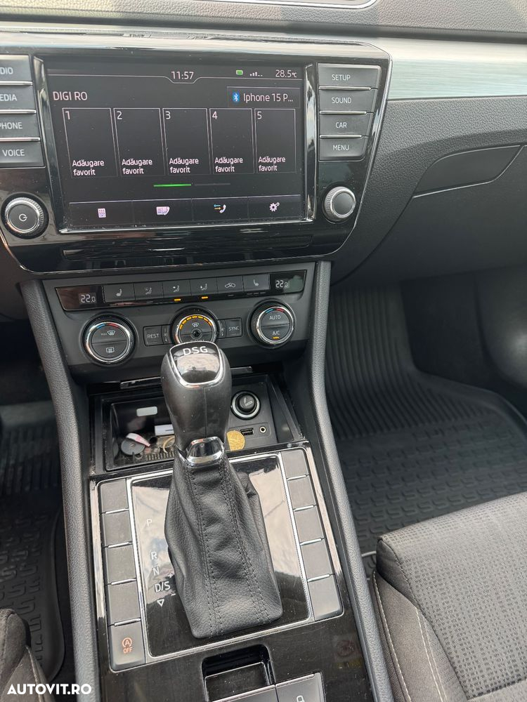 Skoda Superb 2.0 TDI DSG Ambition - 8