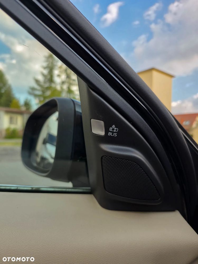 Volvo V70 - 35