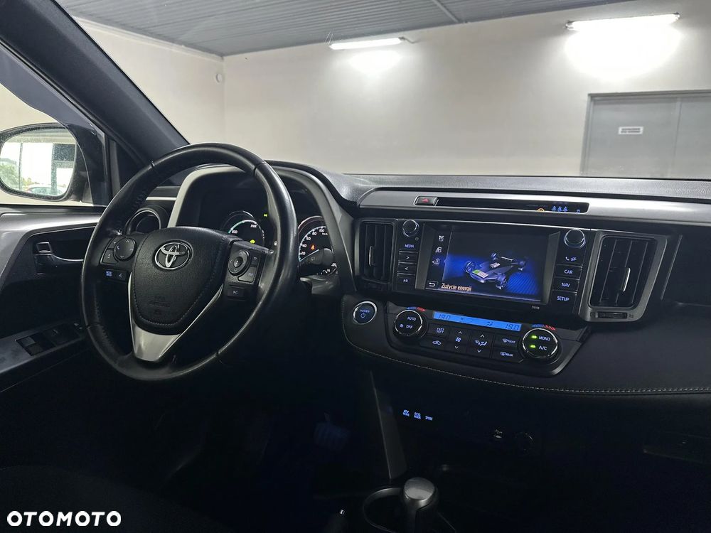 Toyota RAV4 Hybrid Style 4x4 - 18